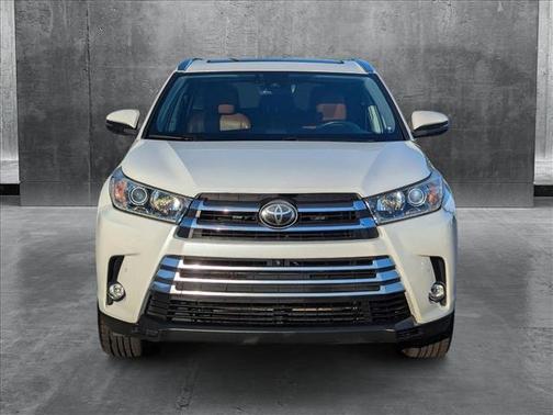 2019 Toyota Highlander Limited Platinum
