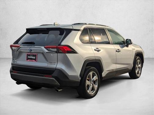 2020 Toyota RAV4 Hybrid SE
