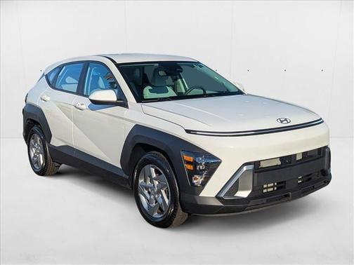2024 Hyundai KONA SE