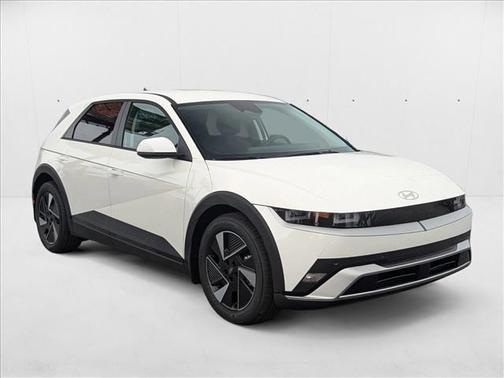 2025 Hyundai IONIQ 5 SE