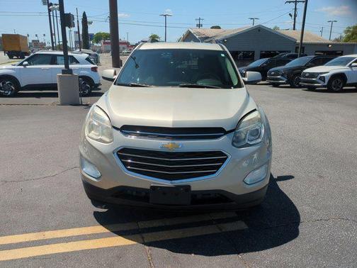 Champagne Silver Metallic 2016 Chevrolet Equinox LT