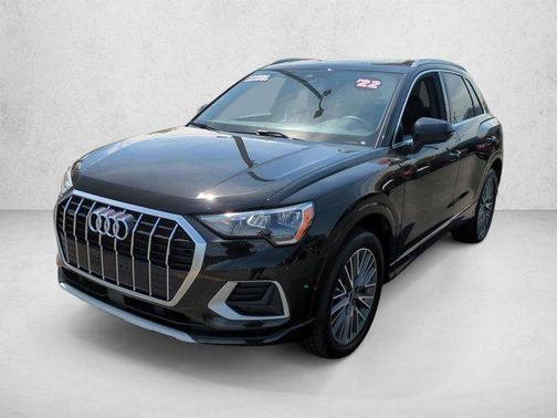 Mythos Black Metallic 2022 Audi Q3 40 Premium