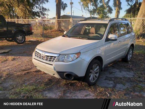 Satin White Pearl 2013 Subaru Forester 2.5X Premium