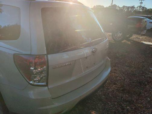 Satin White Pearl 2013 Subaru Forester 2.5X Premium