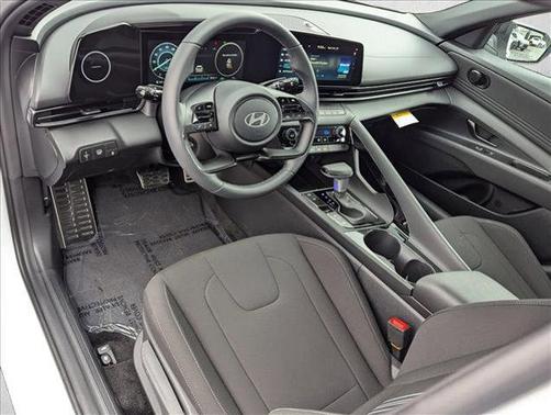 2026 Hyundai ELANTRA HEV SEL Sport