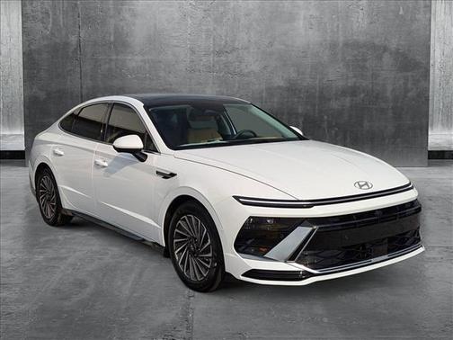 2025 Hyundai SONATA Hybrid Limited