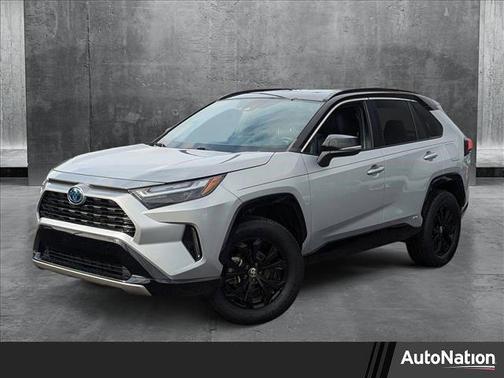 2022 Toyota RAV4 Hybrid SE
