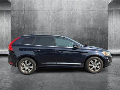 2016 Volvo XC60 T6 Drive-E