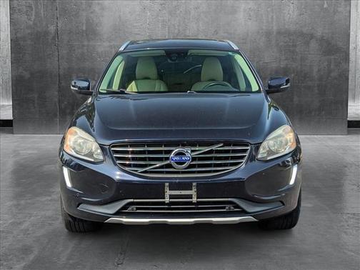 2016 Volvo XC60 T6 Drive-E