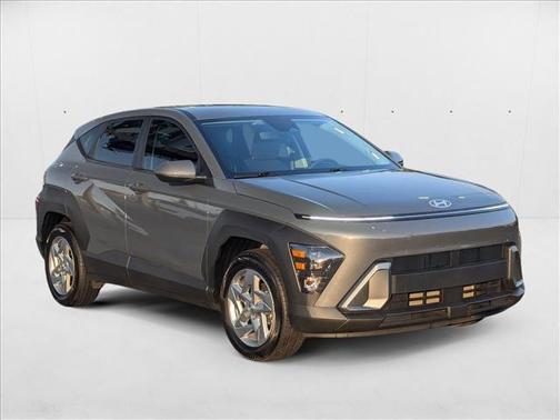 2025 Hyundai KONA SE