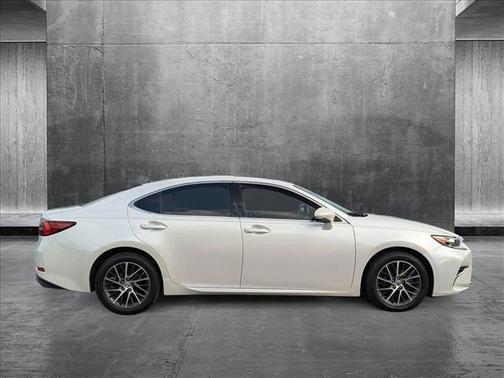 2016 Lexus ES 350 Base