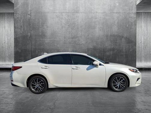 2016 Lexus ES 350 Base