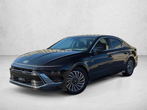 Abyss Black 2025 Hyundai SONATA Hybrid SE