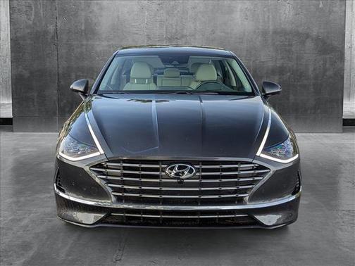2022 Hyundai SONATA Hybrid Limited