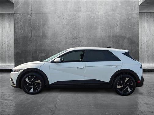 2025 Hyundai IONIQ 5 SE