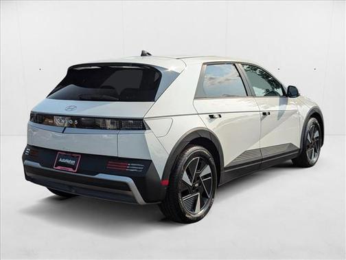 2025 Hyundai IONIQ 5 SE