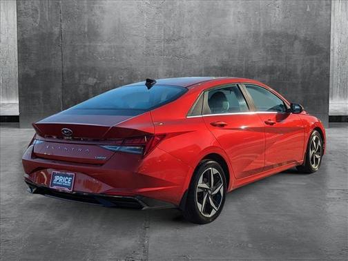 2022 Hyundai ELANTRA Limited