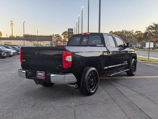 2015 Toyota Tundra SR5