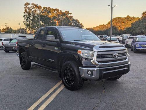 2015 Toyota Tundra SR5