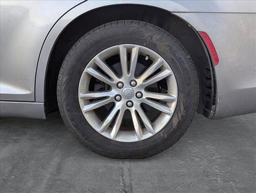 2016 Chrysler 300C Base