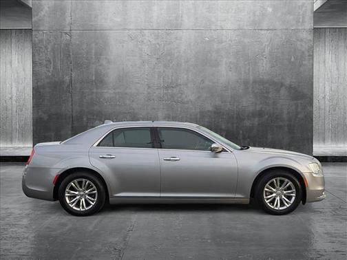 2016 Chrysler 300C Base