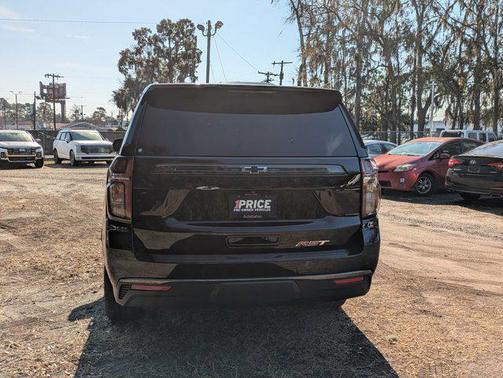 2022 Chevrolet Suburban RST