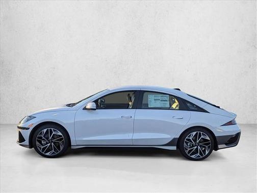 2025 Hyundai IONIQ 6 SEL