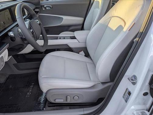 2025 Hyundai IONIQ 6 SEL