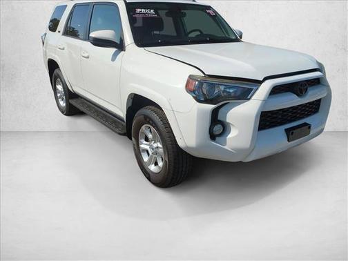 Super White 2015 Toyota 4Runner SR5