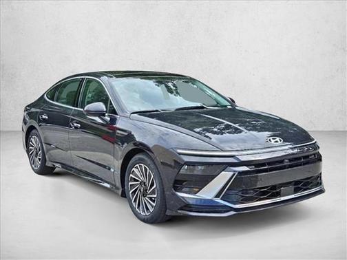 2024 Hyundai SONATA Hybrid Limited