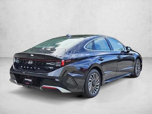 2024 Hyundai SONATA Hybrid Limited