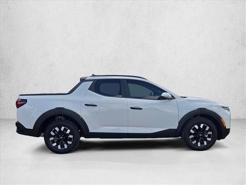 Atlas White 2026 Hyundai SANTA CRUZ SEL Activity