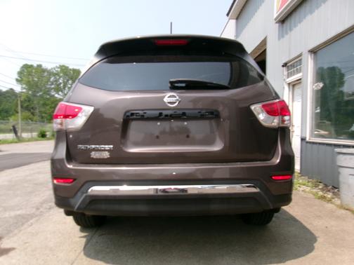 2015 Nissan Pathfinder S