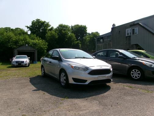 2016 Ford Focus S
