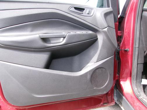2016 Ford Escape S