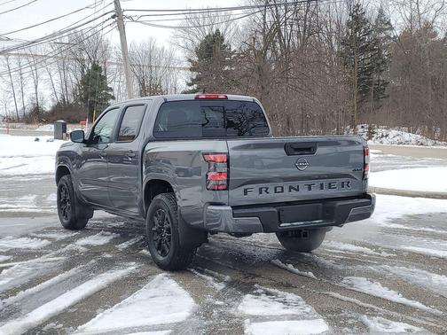 2026 Nissan Frontier SV