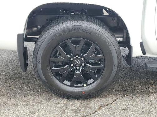 Glacier White 2026 Nissan Frontier SV