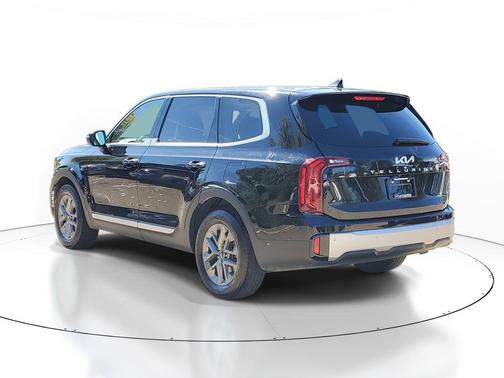 2024 Kia Telluride LX