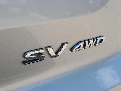 2024 Nissan Pathfinder SV 4WD