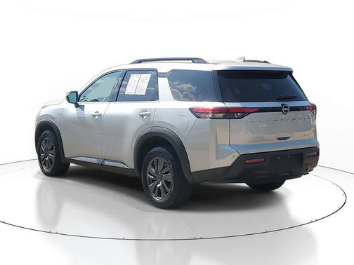 2024 Nissan Pathfinder SV 4WD