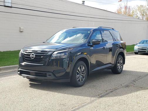 2025 Nissan Pathfinder SV 4WD