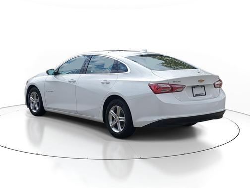 2022 Chevrolet Malibu FWD LT