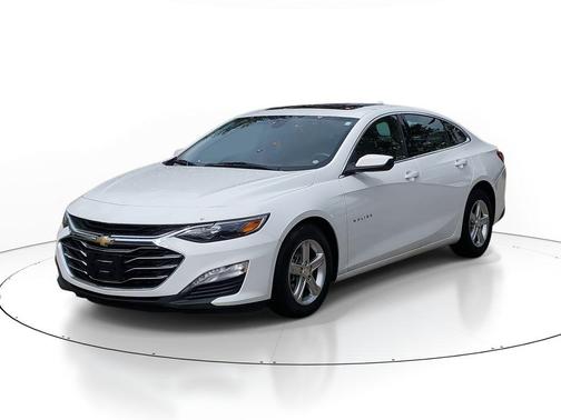 2022 Chevrolet Malibu FWD LT