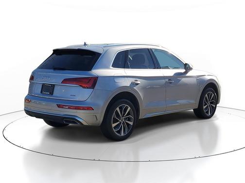 2023 Audi Q5 45 S line Premium Plus