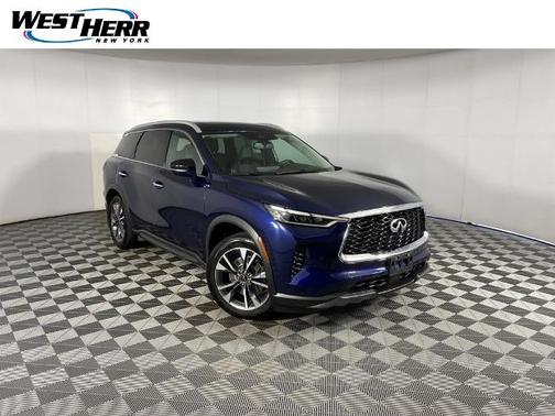 2022 INFINITI QX60 LUXE