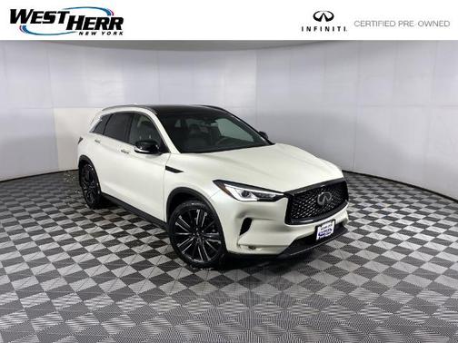 2022 INFINITI QX50 LUXE