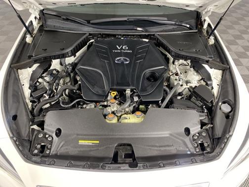 2022 INFINITI Q50 LUXE