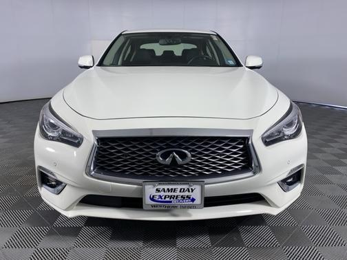 2022 INFINITI Q50 LUXE