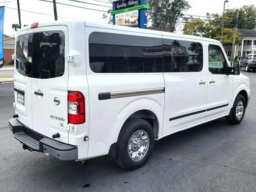 2020 Nissan NV Passenger NV3500 HD SL V8