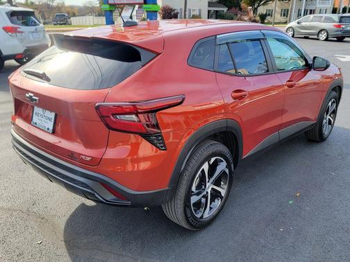 2024 Chevrolet Trax FWD 1RS